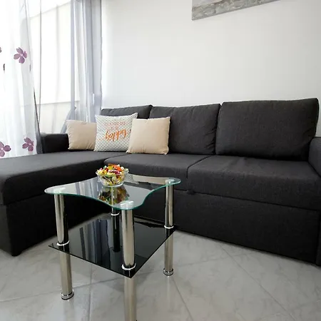 Apartman Gabrijela * Kaštela
