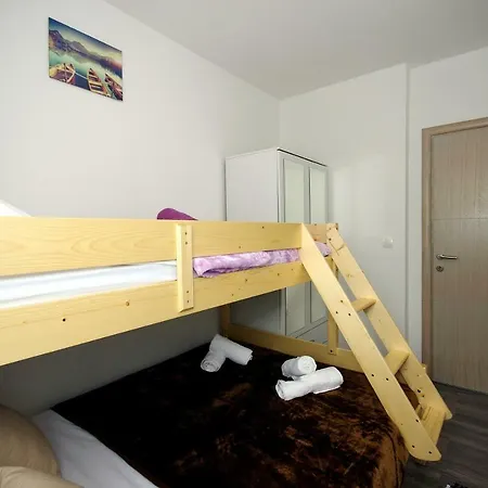 Apartman Gabrijela Apartamento *